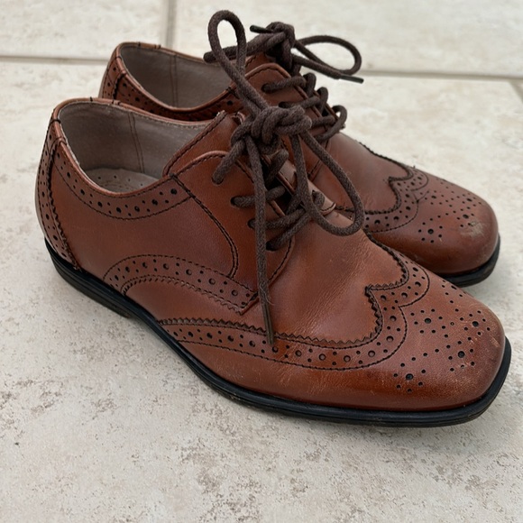 Excellent Christmas dress up Boys’ Wing tips - size 12 - Picture 2 of 6